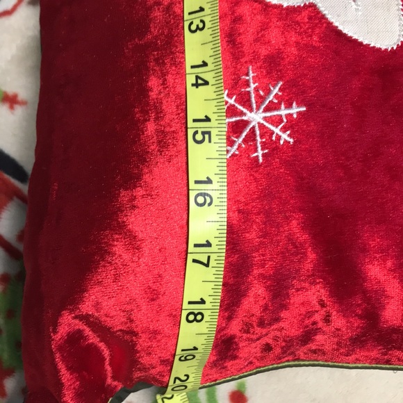 sold out ❌❌❌🆕 2 BeautifulChristmaDeer pillow  Size 20”X20” (51cmX51exclusive - Picture 11 of 14